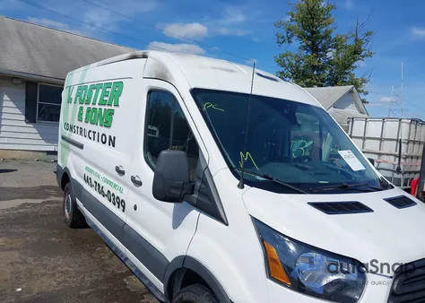 2016 Ford Transit-250 z USA, uszkodzony, nr VIN 1FTYR2CMXGKB09793